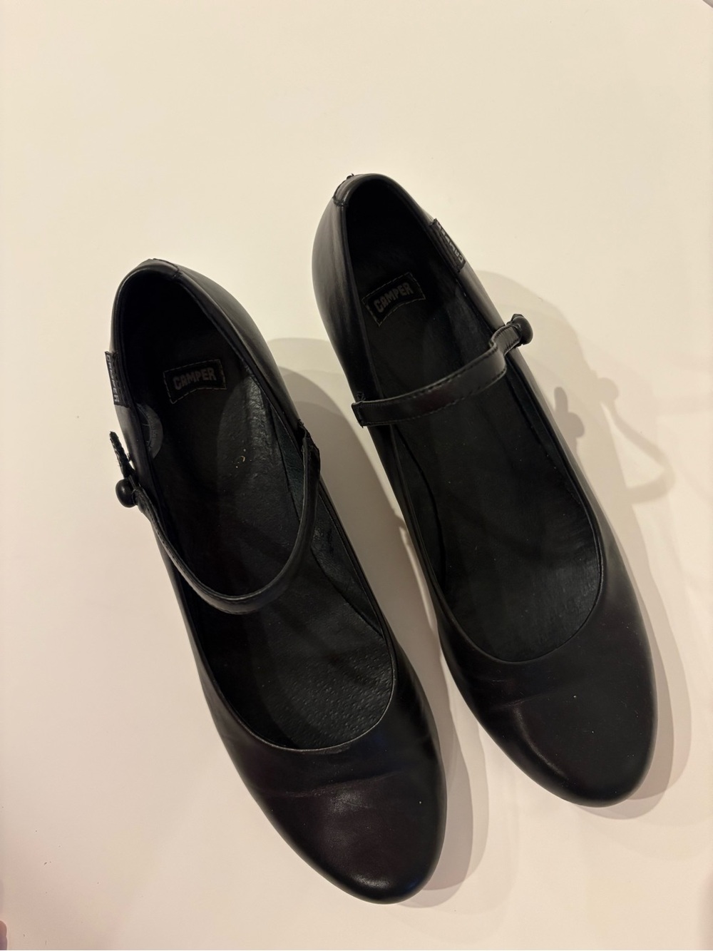 Camper Black Leather Mary Jane Heels – Classic Minimal Low Heel - Picture 5 of 6